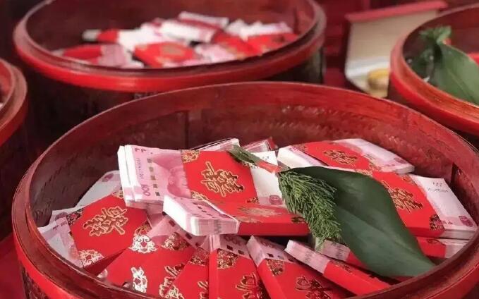 男方在訂立婚約后悔婚，起訴要求女方返還彩禮